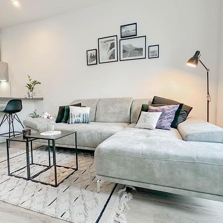 Modernes Trierer Cityloft Mit Grossem Balkon Luaran gambar